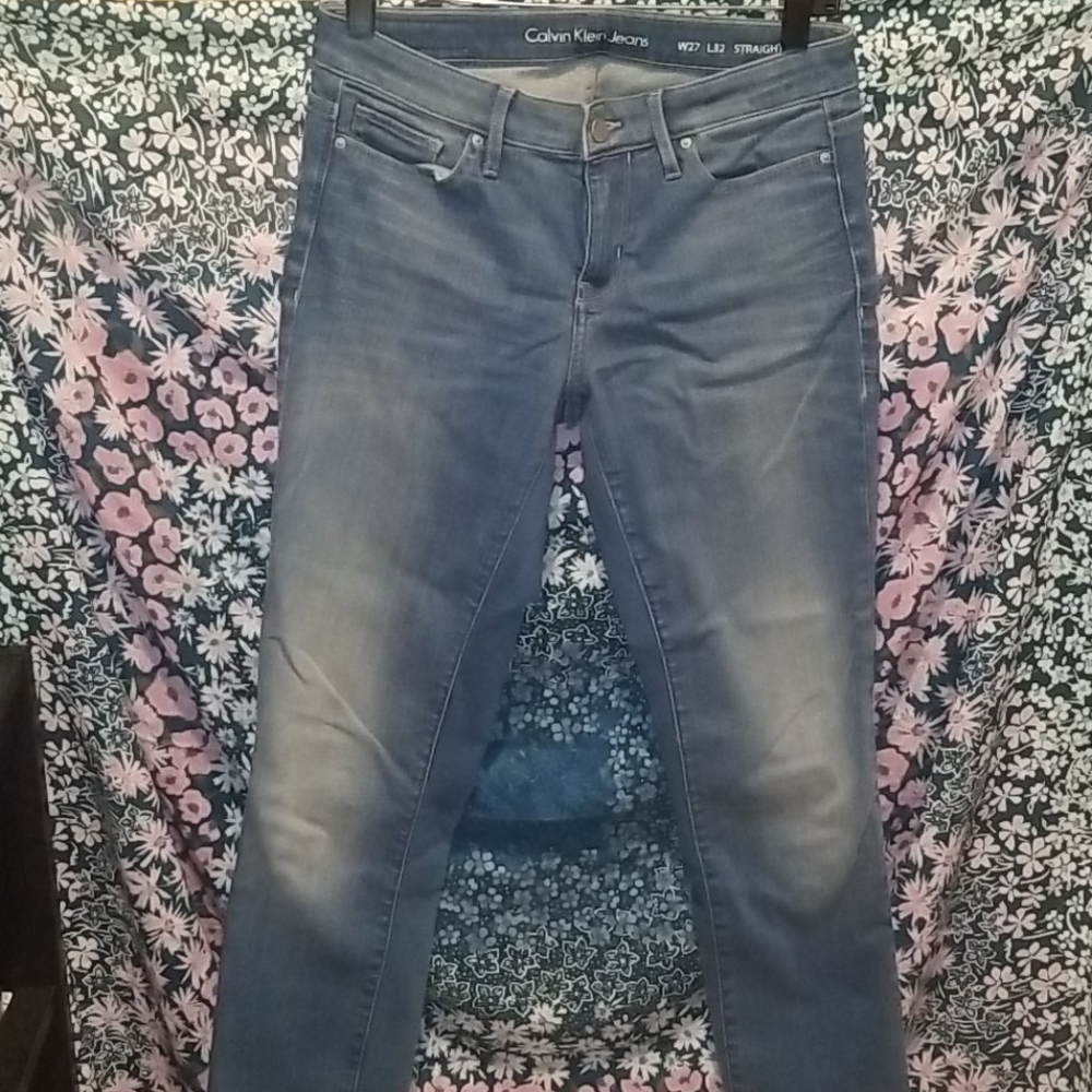 Light Calvin Klein Mid Rise Jeans